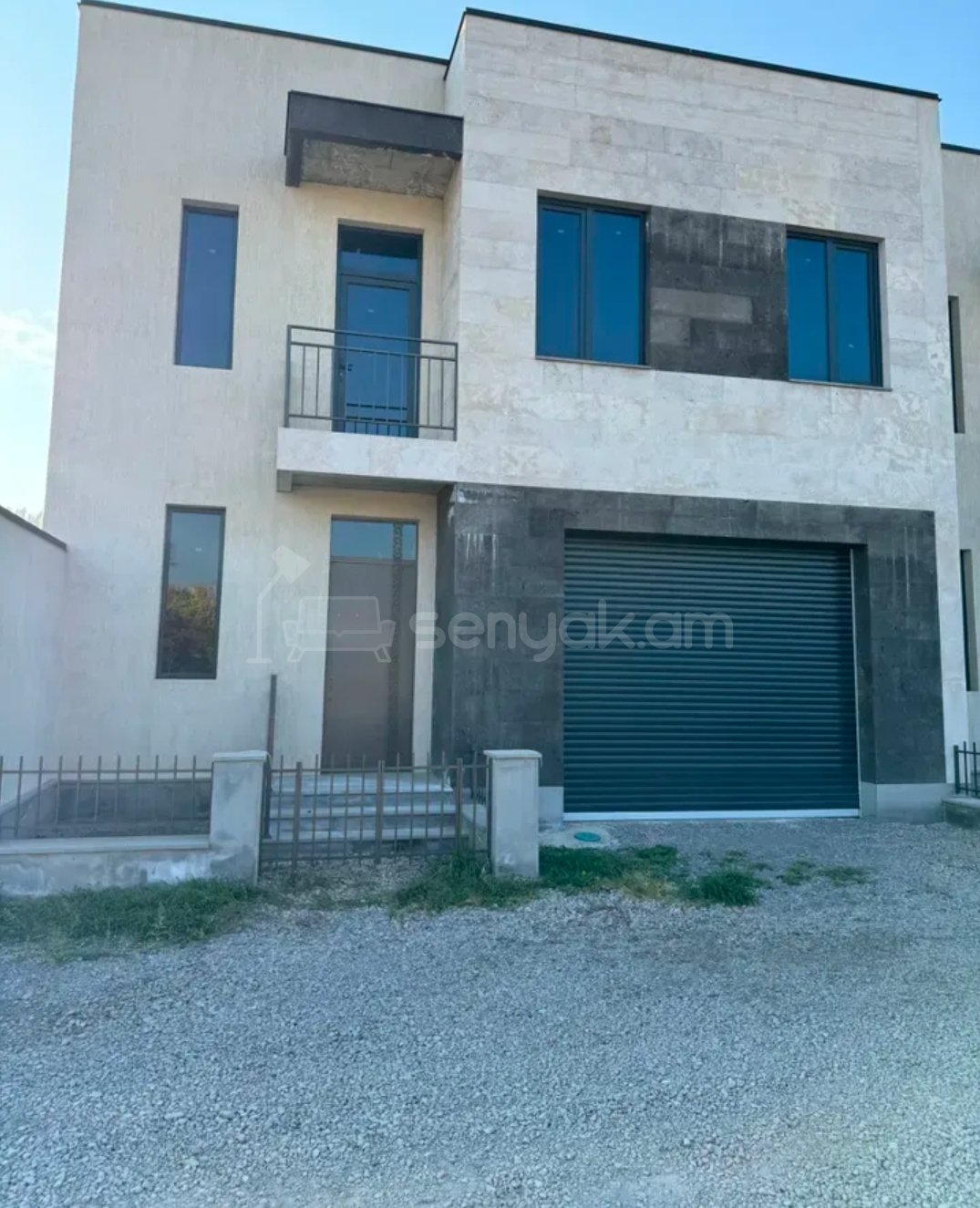 4 Սենյականոց Սեփական Տուն, 180քմ, Ավտոտնակով