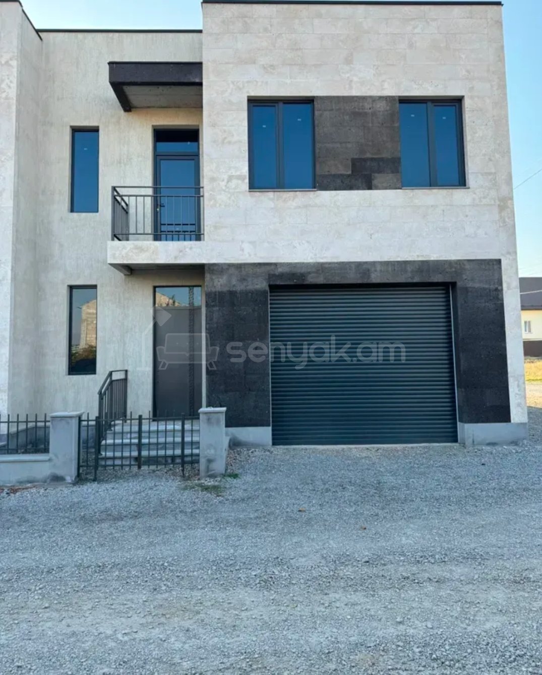 4 Սենյականոց Սեփական Տուն, 180քմ, Ավտոտնակով