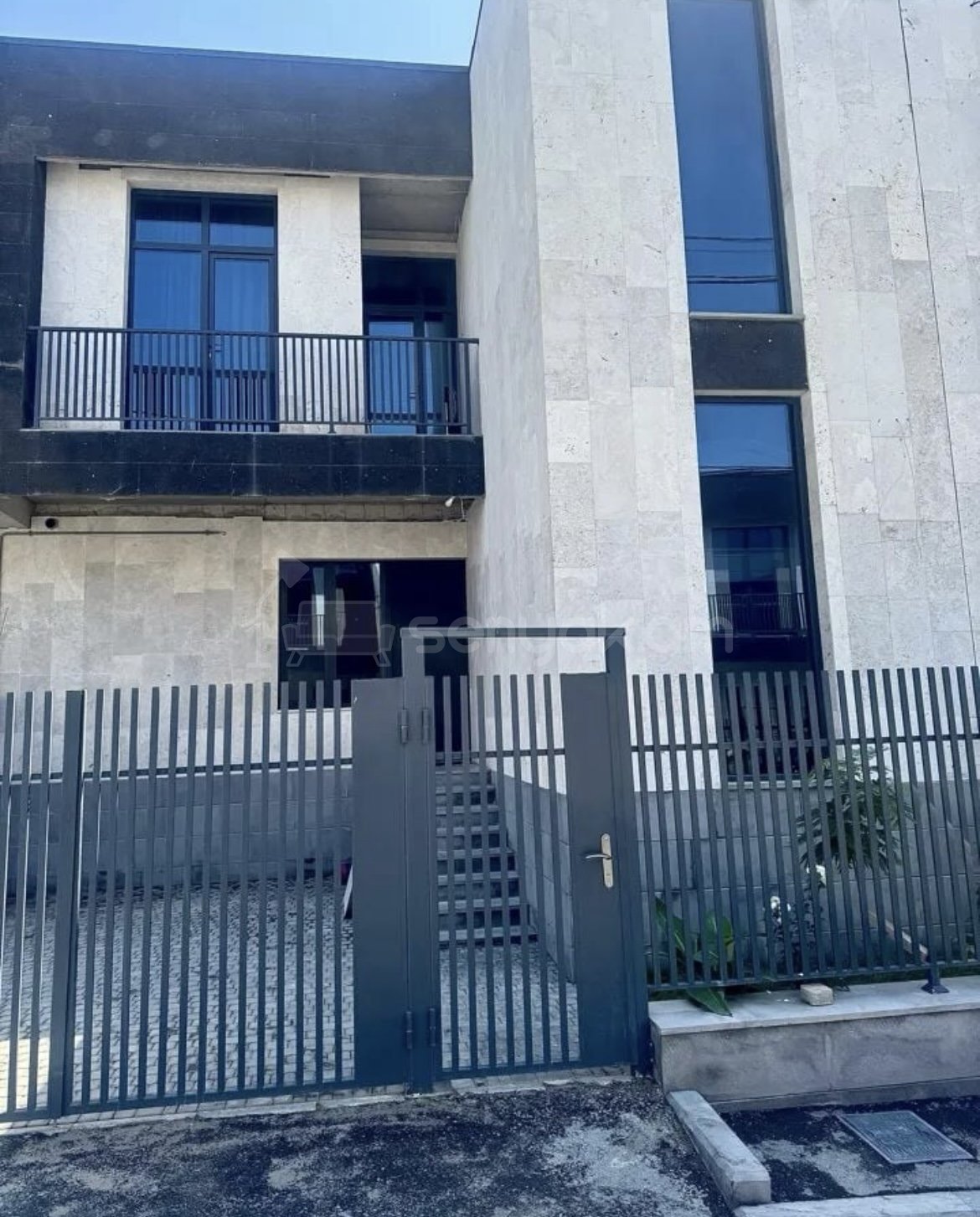 4 Սենյականոց Սեփական Տուն, 126քմ, Դիզայներական Վերանորոգված