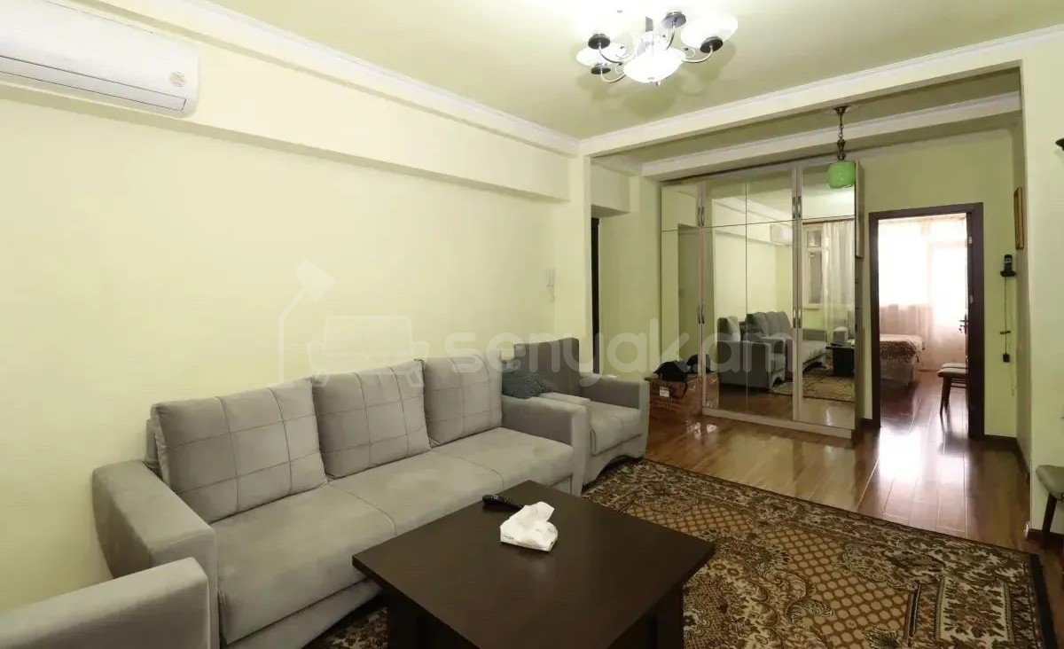 3 Սենյականոց Բնակարան, 83քմ, 7/11 հարկ, Նորմալ Վիճակում