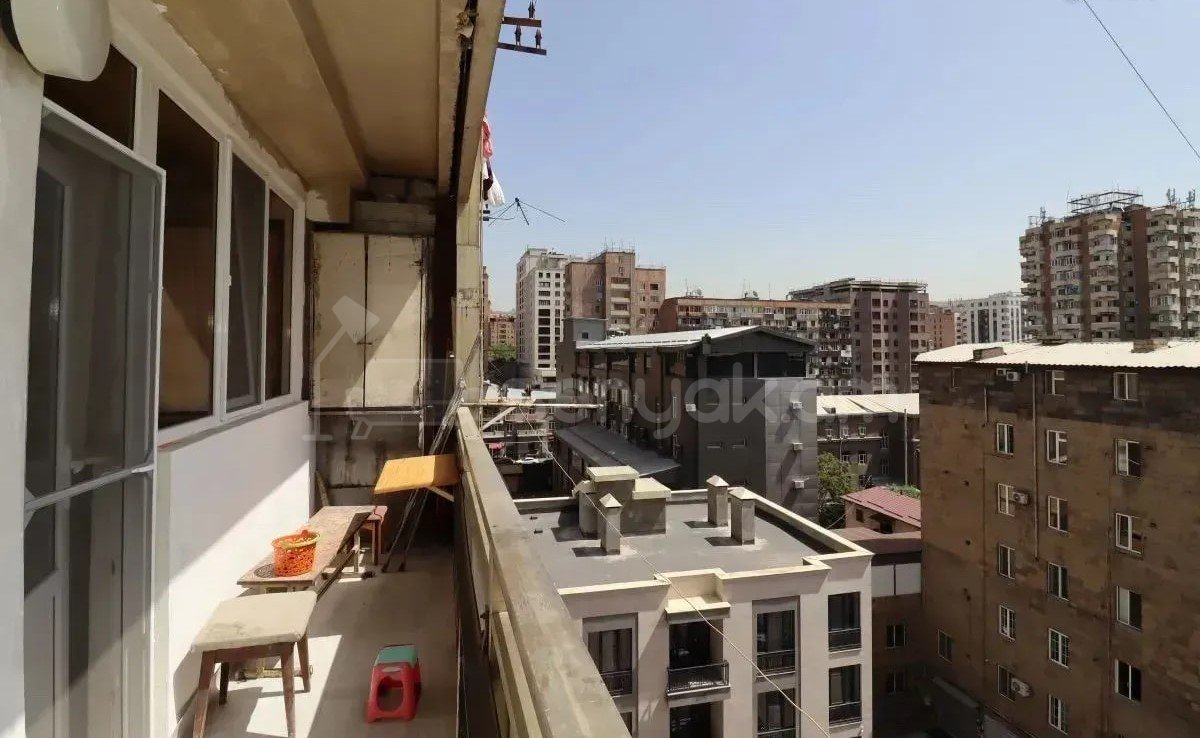 3 Սենյականոց Բնակարան, 83քմ, 7/11 հարկ, Նորմալ Վիճակում