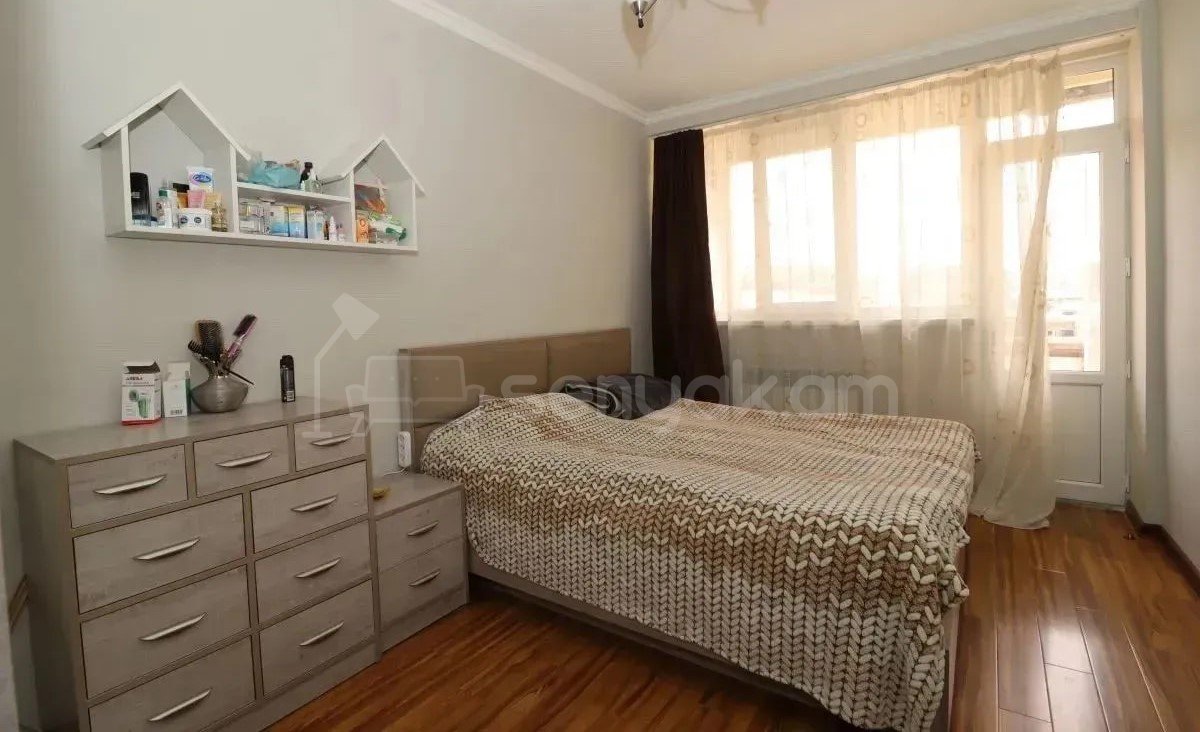 3 Սենյականոց Բնակարան, 83քմ, 7/11 հարկ, Նորմալ Վիճակում