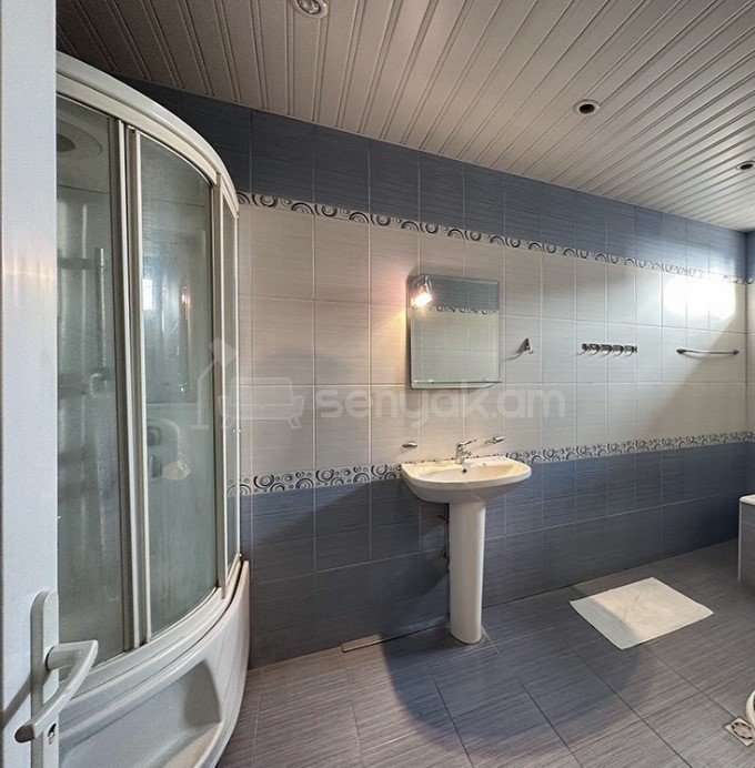 Արտադրամաս, 1360քմ