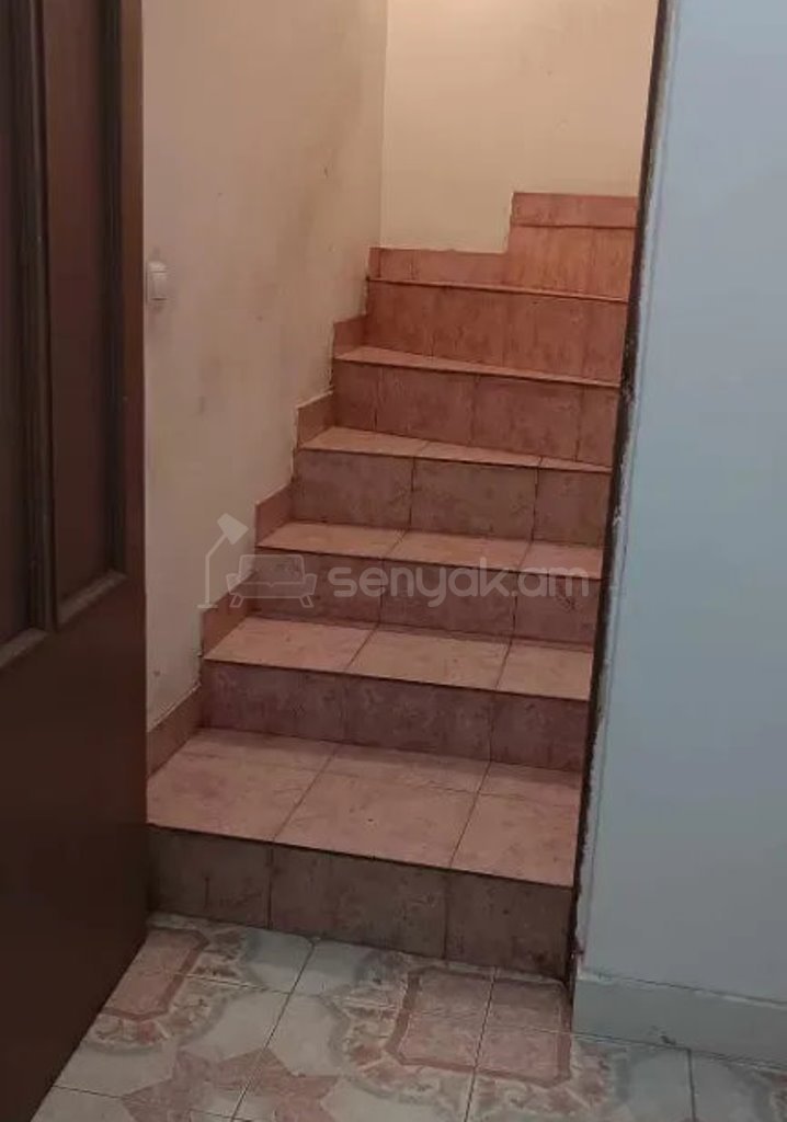 5 Սենյականոց Սեփական Տուն, 180քմ, Կոսմետիկ Վերանորոգված, Ավտոտնակով