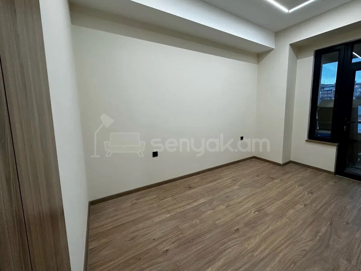 2 Սենյականոց Բնակարան Նորակառույցում, 44քմ, 9/15 հարկ, Դիզայներական Վերանորոգված