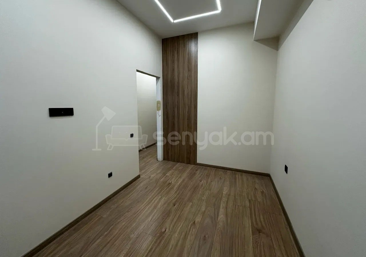 2 Սենյականոց Բնակարան Նորակառույցում, 44քմ, 9/15 հարկ, Դիզայներական Վերանորոգված