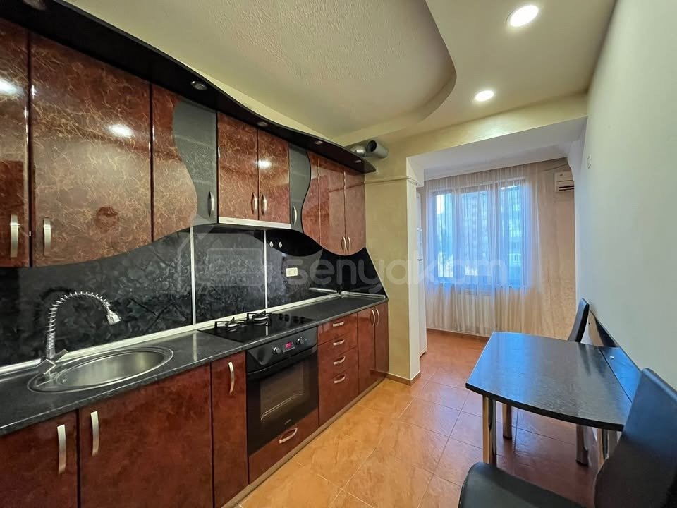 2 Սենյականոց Բնակարան Քարե Շենքում, 50քմ, 4/5 հարկ, Կապիտալ Վերանորոգված, Կահավորված, Արևկող