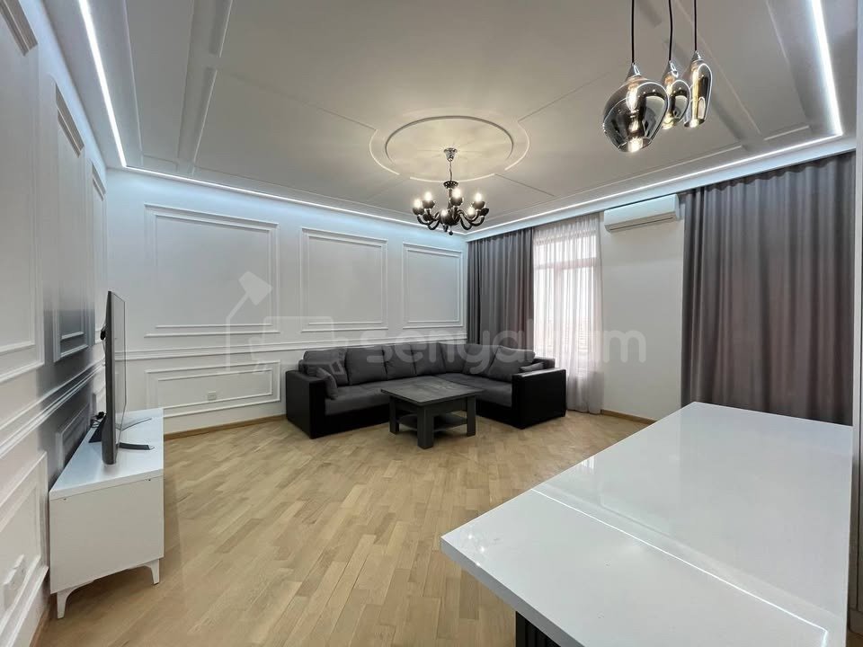 2 Սենյականոց Բնակարան Նորակառույցում, 90քմ, 12/12 հարկ, Կապիտալ Վերանորոգված, Կահավորված