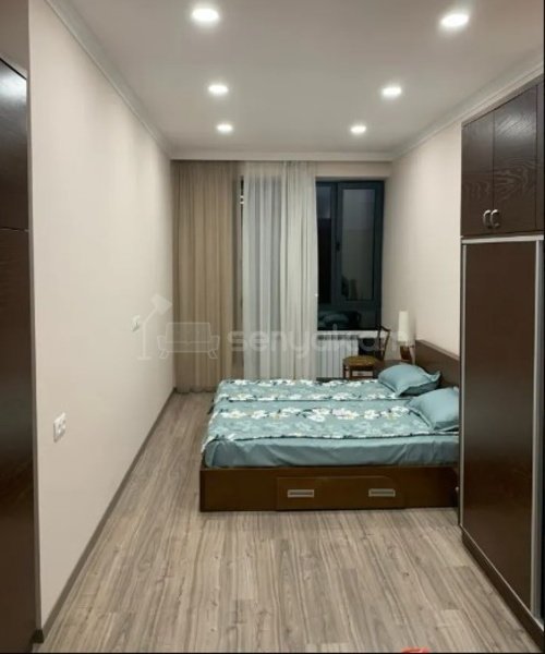 2 Սենյականոց Բնակարան, 60քմ, 3/7 հարկ, Կապիտալ Վերանորոգված, Կահավորված, Արևկող