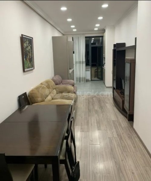 2 Սենյականոց Բնակարան, 60քմ, 3/7 հարկ, Կապիտալ Վերանորոգված, Կահավորված, Արևկող