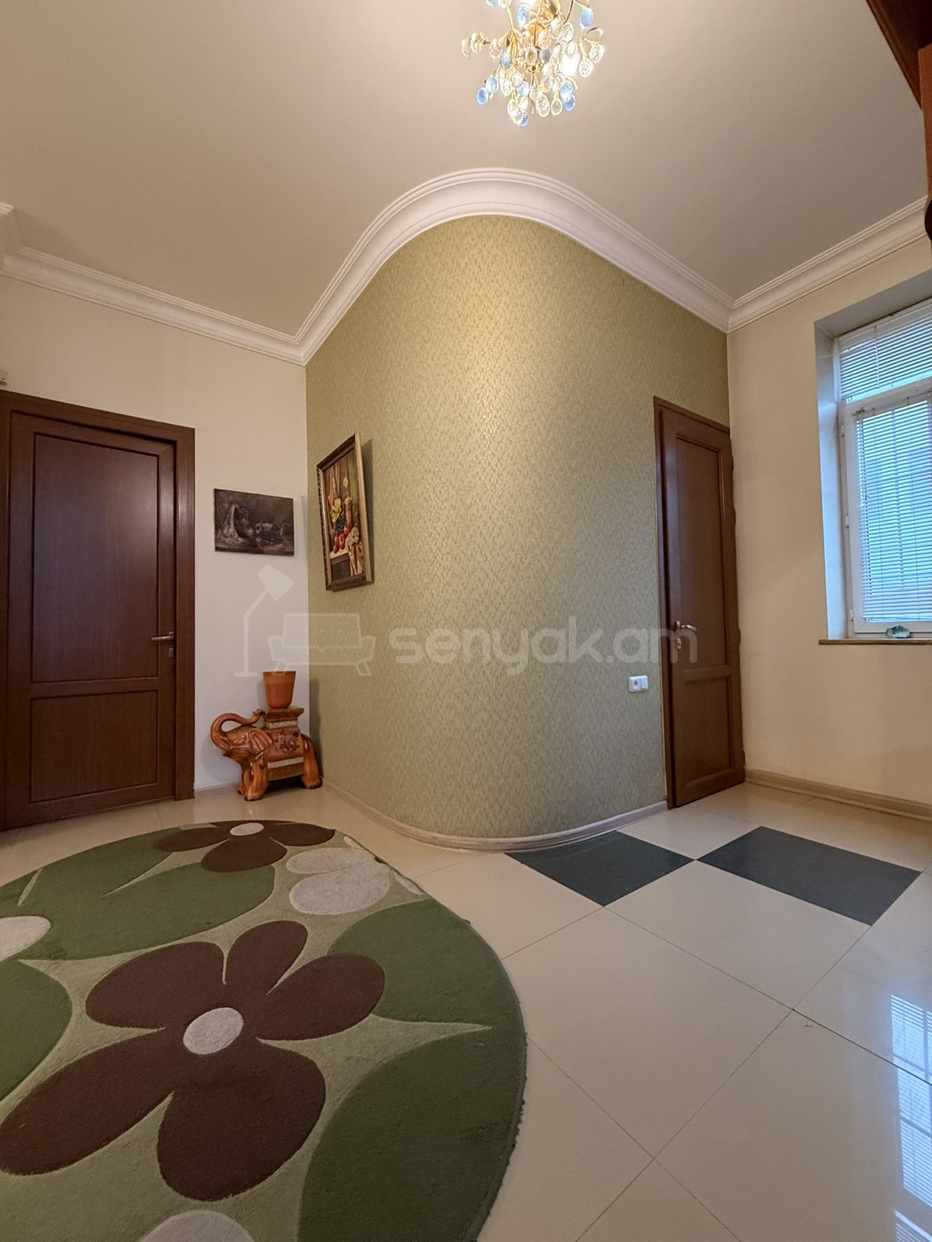 4 Սենյականոց Սեփական Տուն, 350քմ, Կապիտալ Վերանորոգված, Ավտոտնակով