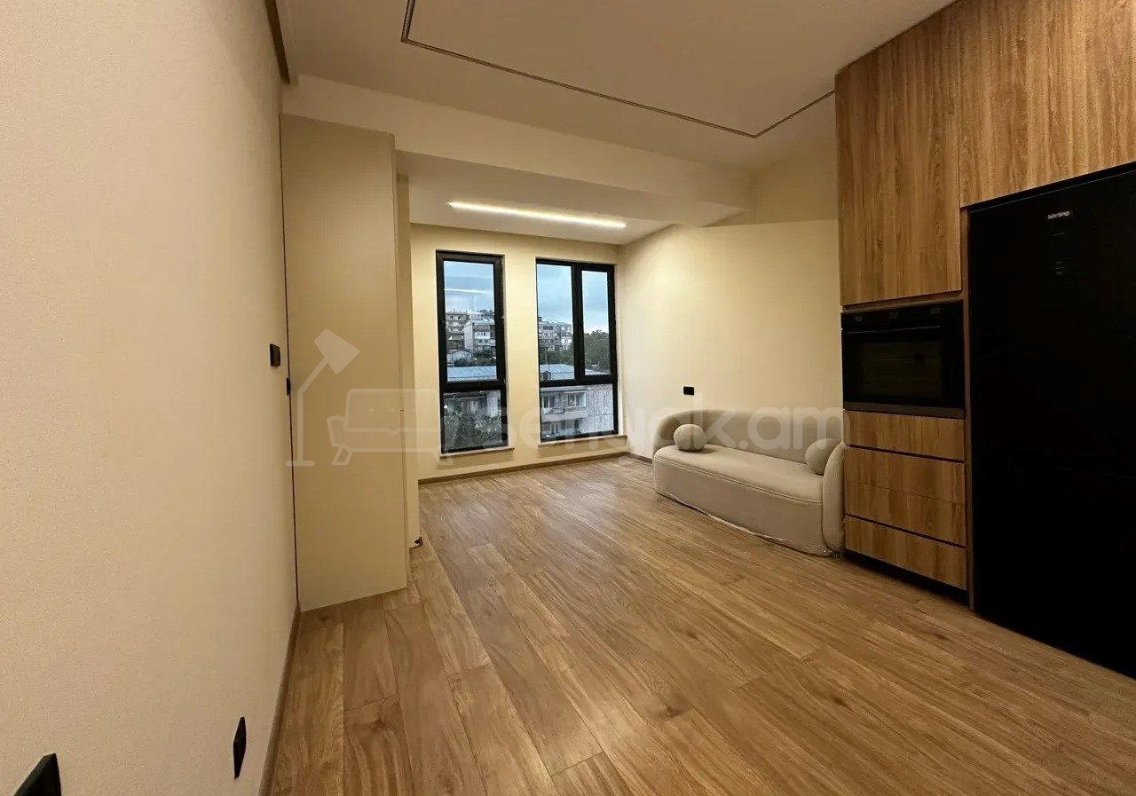 2 Սենյականոց Բնակարան Նորակառույցում, 44քմ, 9/15 հարկ, Կապիտալ Վերանորոգված