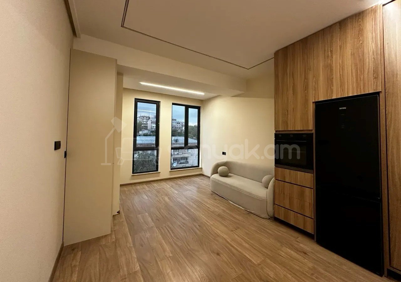 2 Սենյականոց Բնակարան Նորակառույցում, 44քմ, 9/15 հարկ, Կապիտալ Վերանորոգված