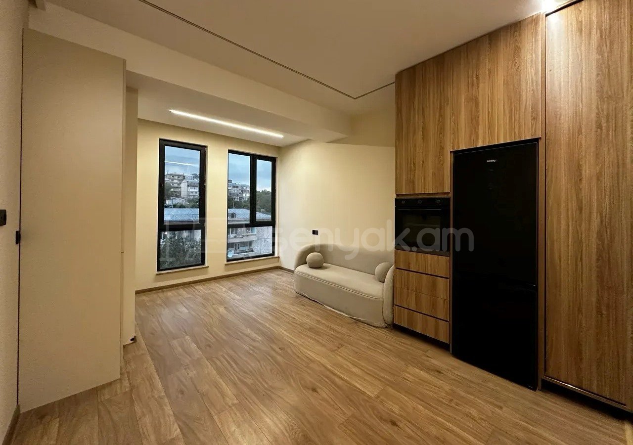 2 Սենյականոց Բնակարան Նորակառույցում, 44քմ, 9/15 հարկ, Կապիտալ Վերանորոգված