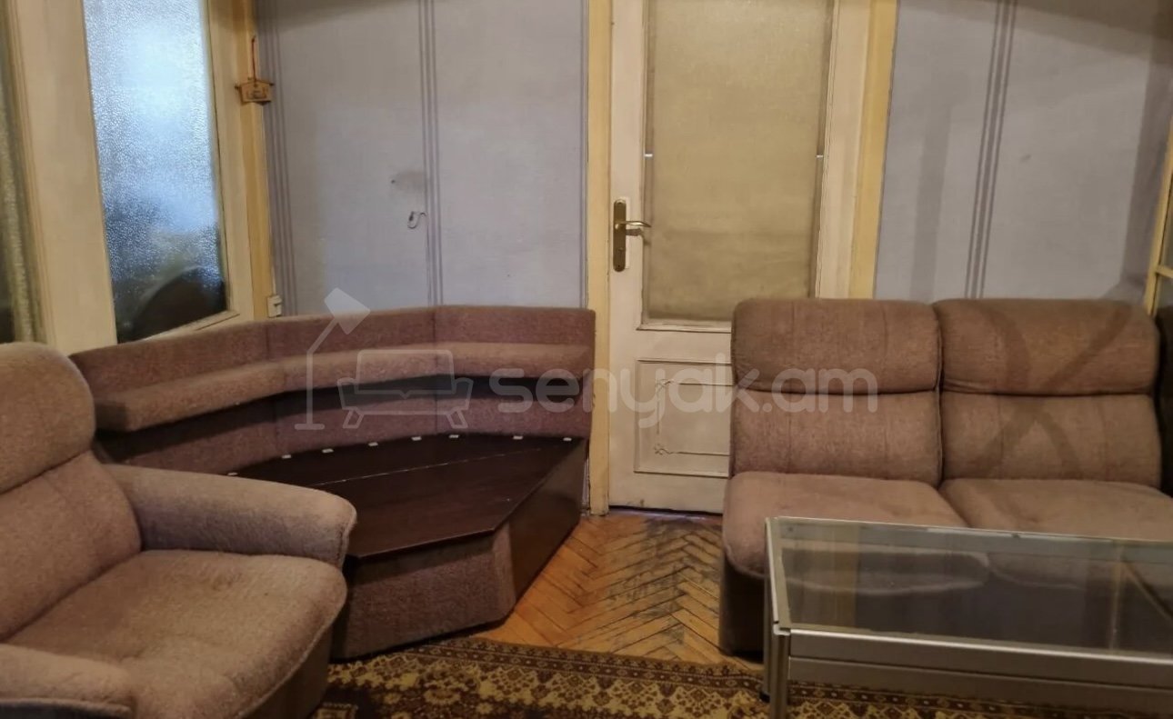 2 Սենյականոց Բնակարան Քարե Շենքում, 72քմ, 4/5 հարկ, Կոսմետիկ Վերանորոգված, Մասամբ Կահավորված, Արևկող