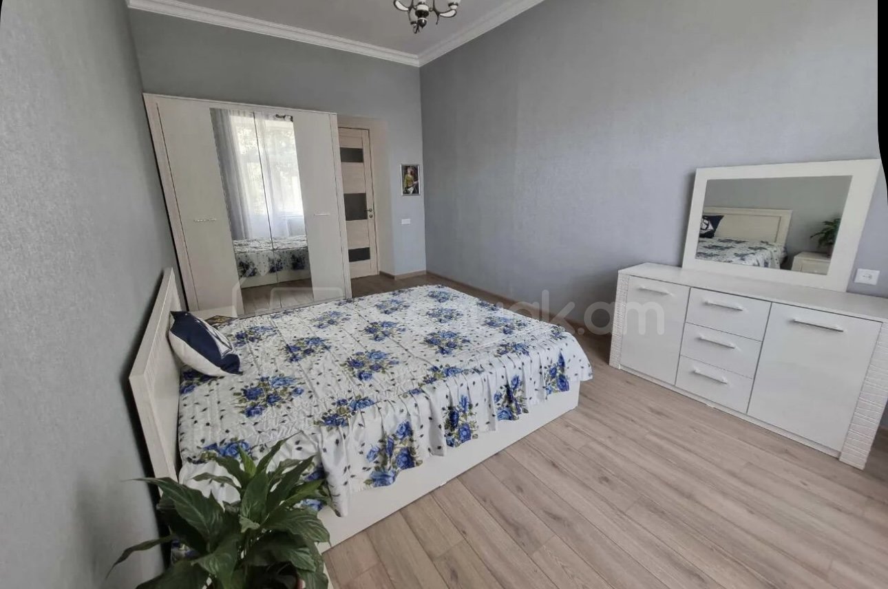 2 Սենյականոց Բնակարան Քարե Շենքում, 72քմ, 3/5 հարկ, Կոսմետիկ Վերանորոգված, Կահավորված, Արևկող