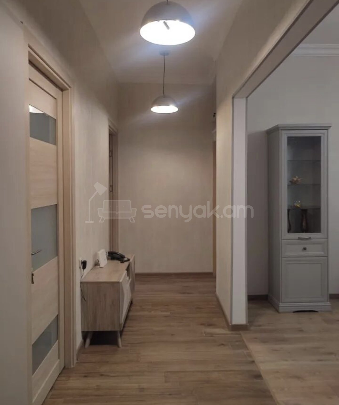 2 Սենյականոց Բնակարան Քարե Շենքում, 72քմ, 3/5 հարկ, Կոսմետիկ Վերանորոգված, Կահավորված, Արևկող