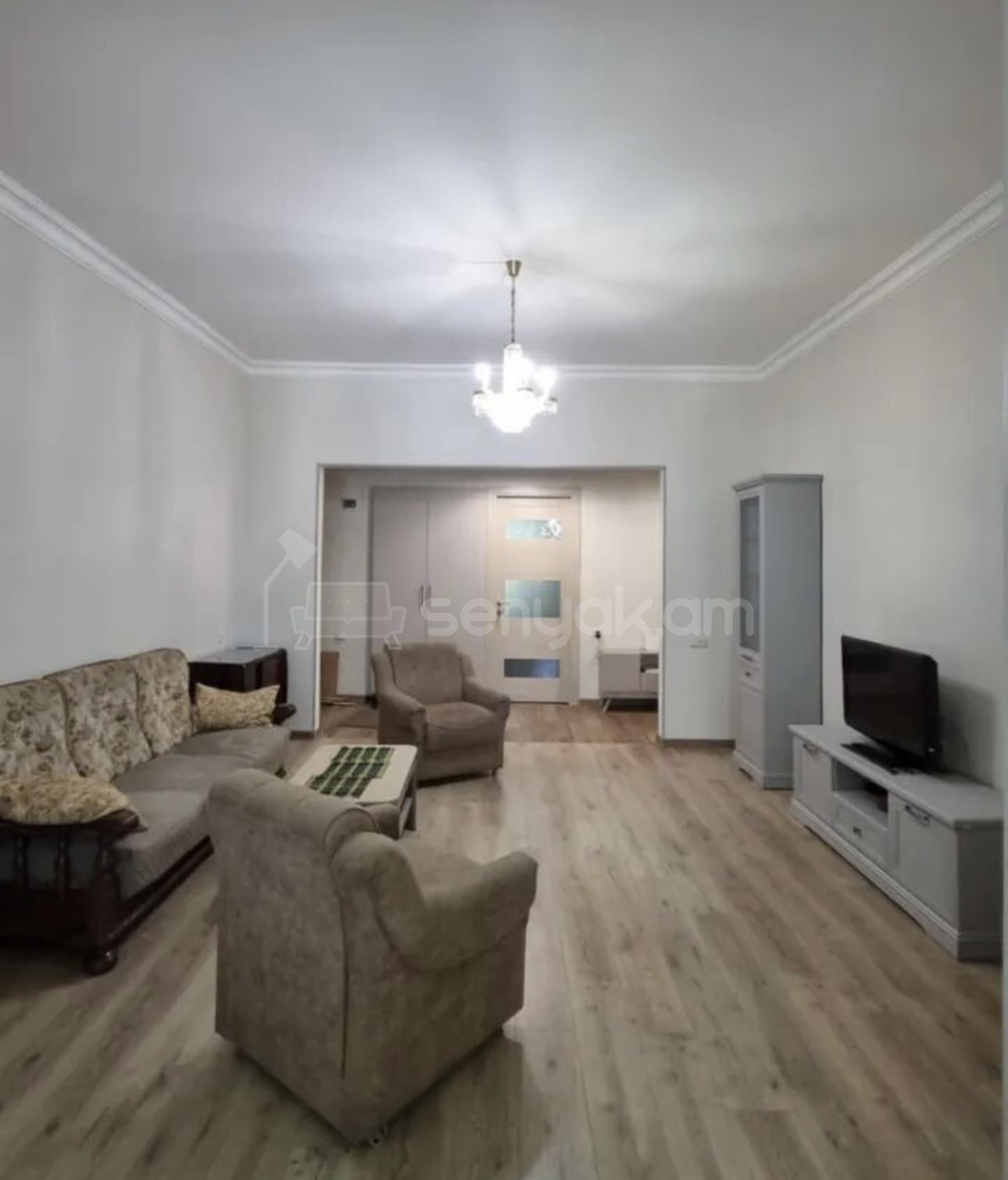 2 Սենյականոց Բնակարան Քարե Շենքում, 72քմ, 3/5 հարկ, Կոսմետիկ Վերանորոգված, Կահավորված, Արևկող