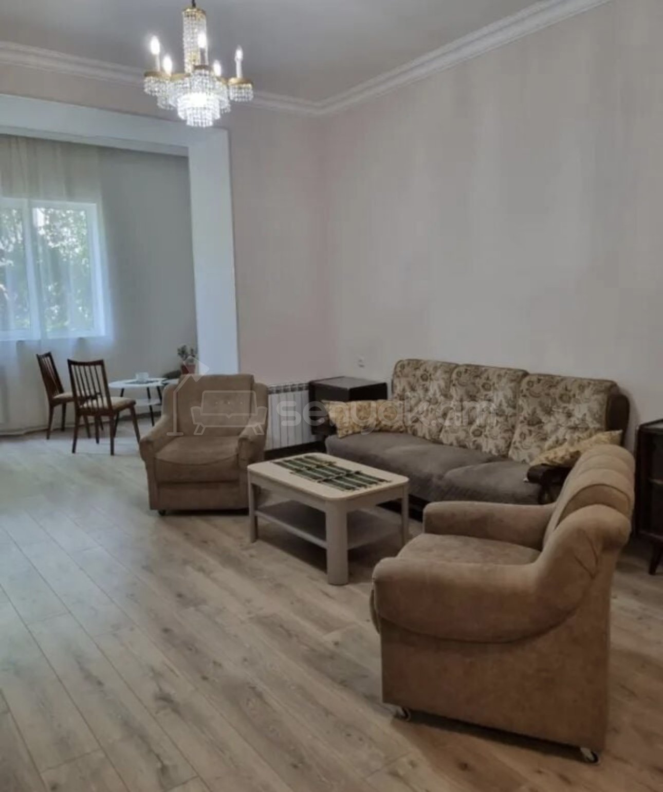 2 Սենյականոց Բնակարան Քարե Շենքում, 72քմ, 3/5 հարկ, Կոսմետիկ Վերանորոգված, Կահավորված, Արևկող