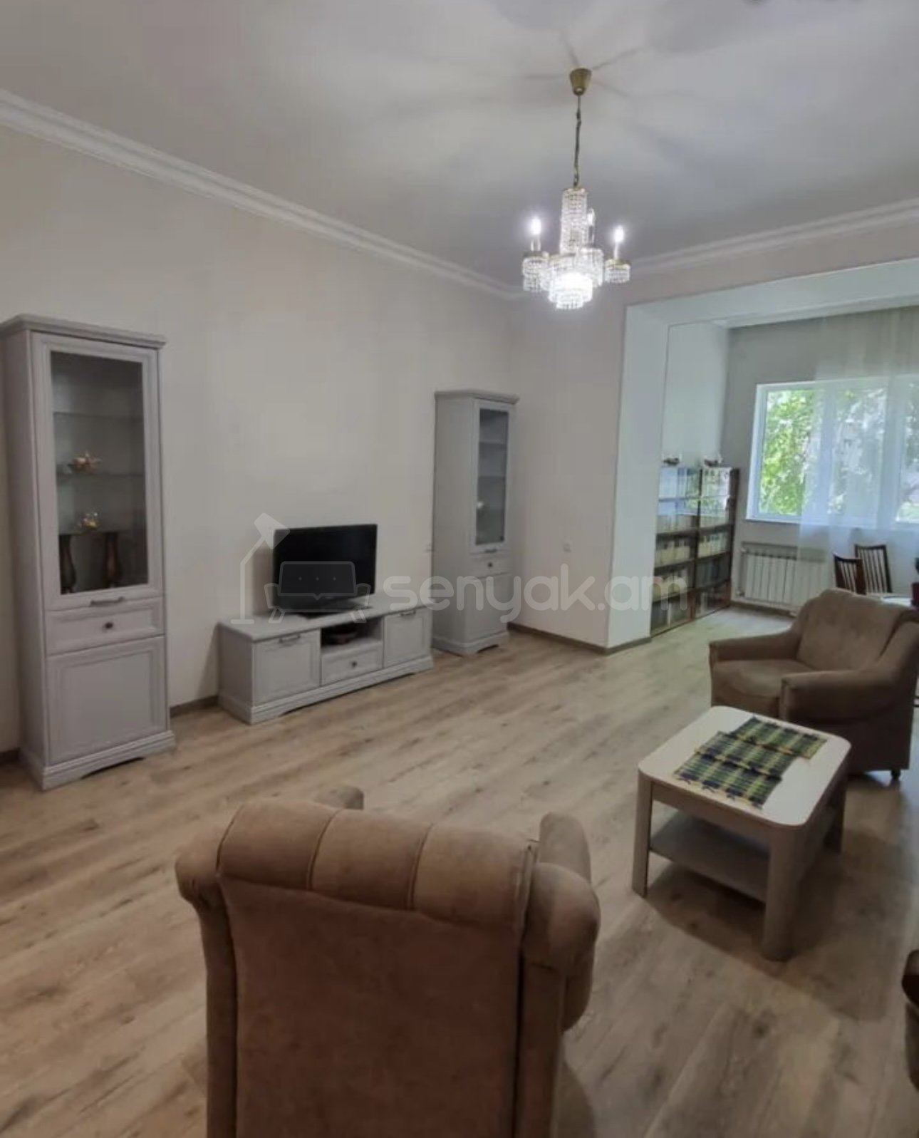 2 Սենյականոց Բնակարան Քարե Շենքում, 72քմ, 3/5 հարկ, Կոսմետիկ Վերանորոգված, Կահավորված, Արևկող