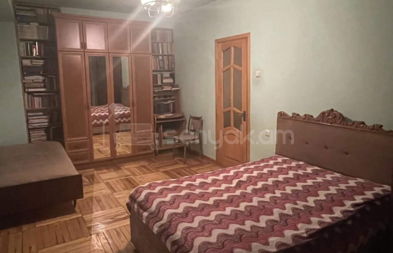 2 Սենյականոց Բնակարան, 62քմ, 3/9 հարկ, Նորմալ Վիճակում, Կահավորված, Արևկող