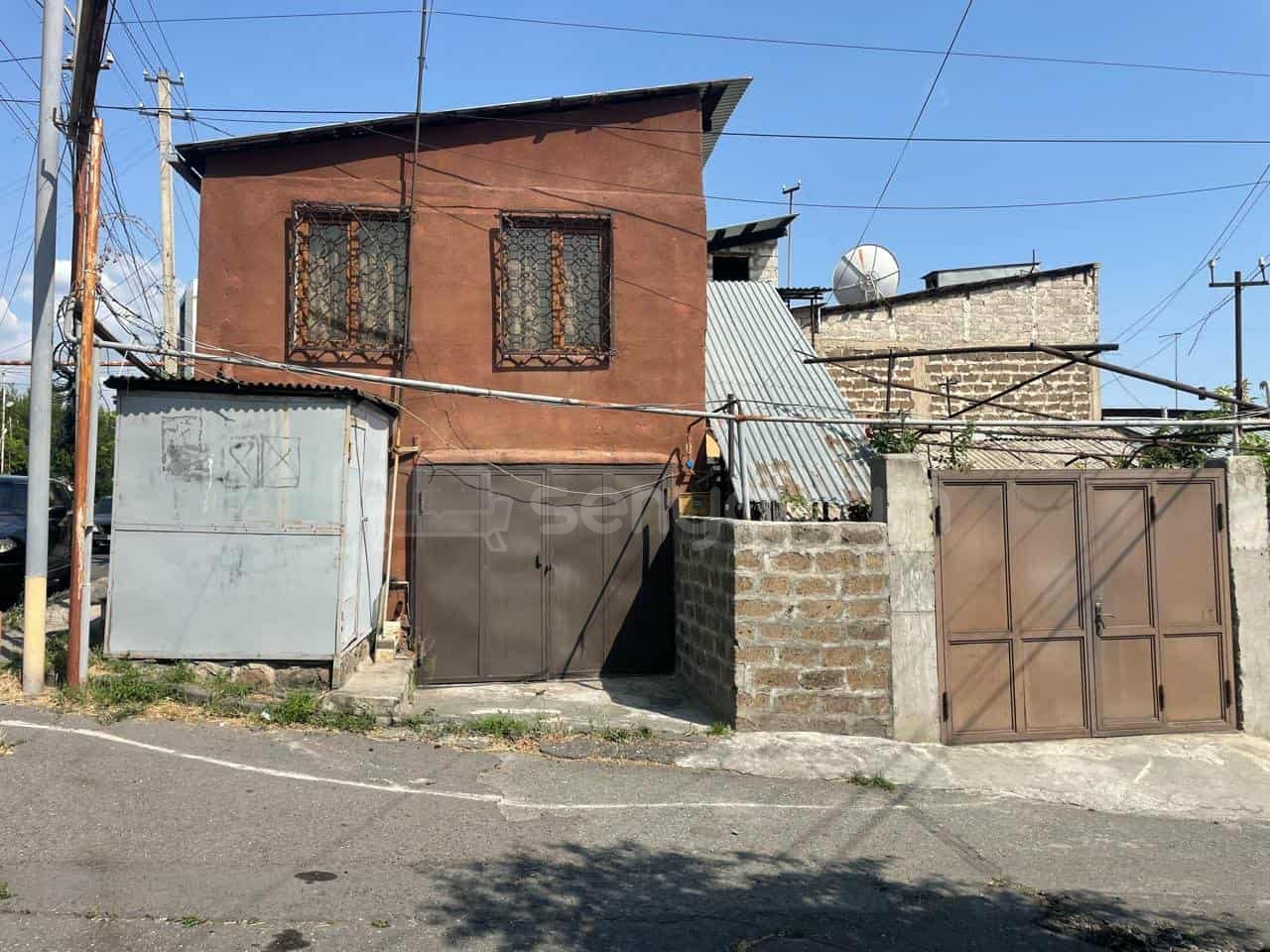 5 Սենյականոց Սեփական Տուն, 160քմ, Նորմալ Վիճակում, Ավտոտնակով