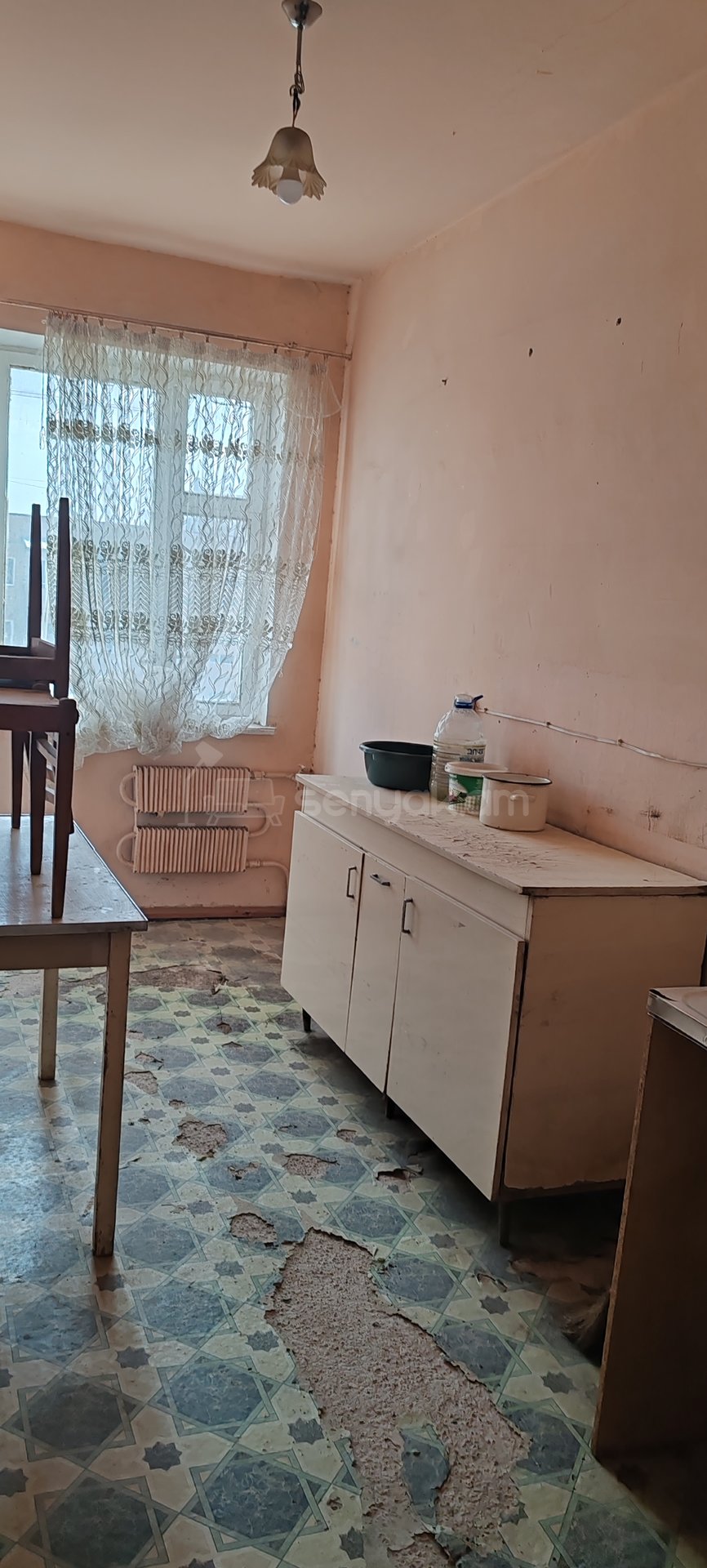 3 Սենյականոց Բնակարան, 74քմ, 9/9 հարկ, Պետական Վիճակում