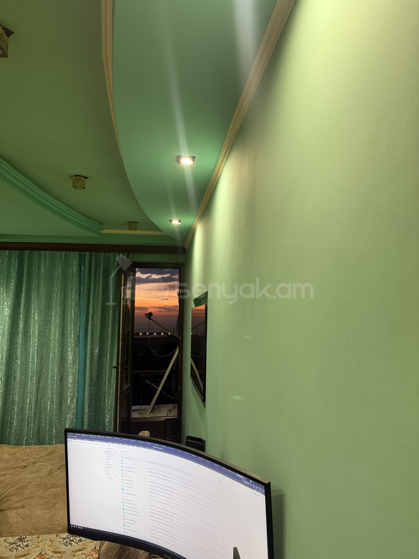 4 Սենյականոց Բնակարան Քարե Շենքում, 98քմ, 4/5 հարկ, Կոսմետիկ Վերանորոգված