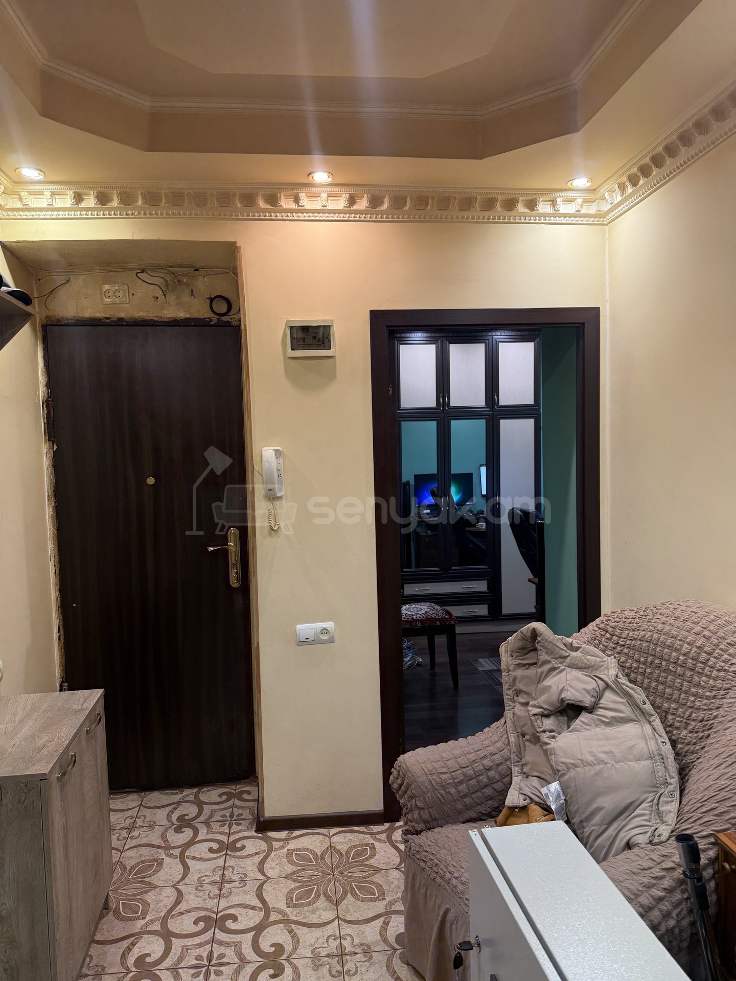 4 Սենյականոց Բնակարան Քարե Շենքում, 98քմ, 4/5 հարկ, Կոսմետիկ Վերանորոգված