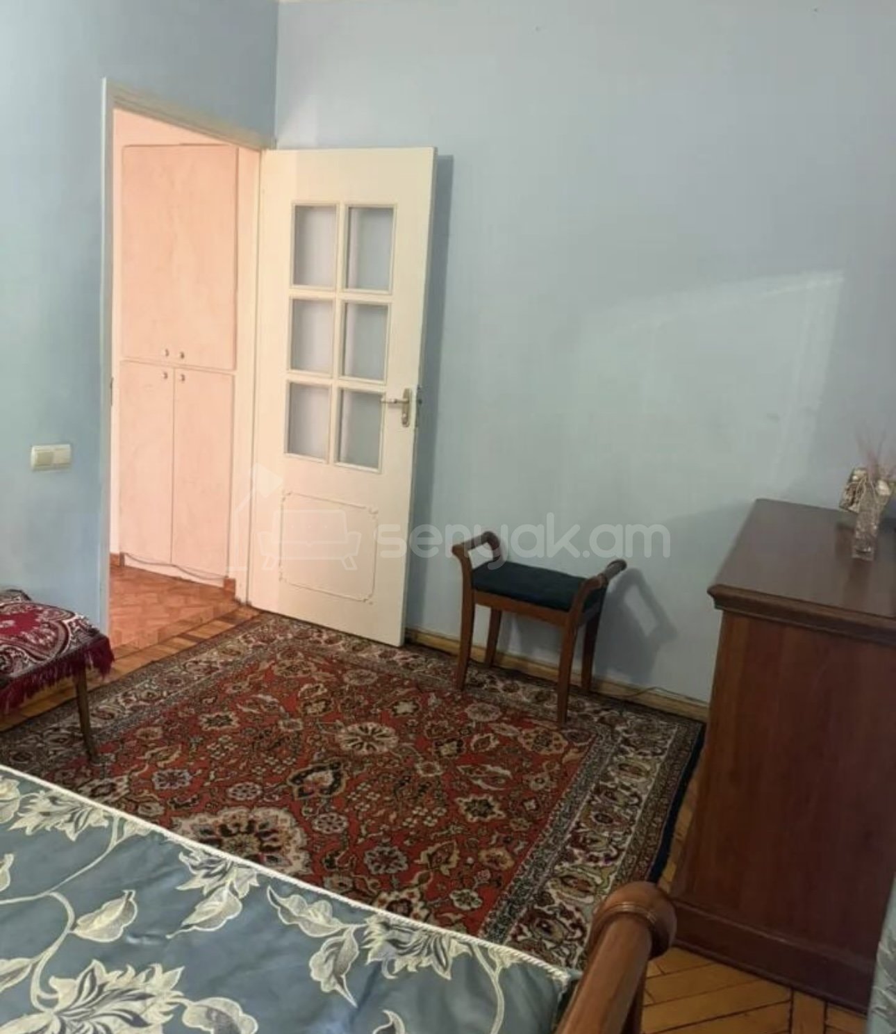 3 Սենյականոց Բնակարան Քարե Շենքում, 82քմ, 2/5 հարկ, Դիզայներական Վերանորոգված, Կահավորված, Արևկող