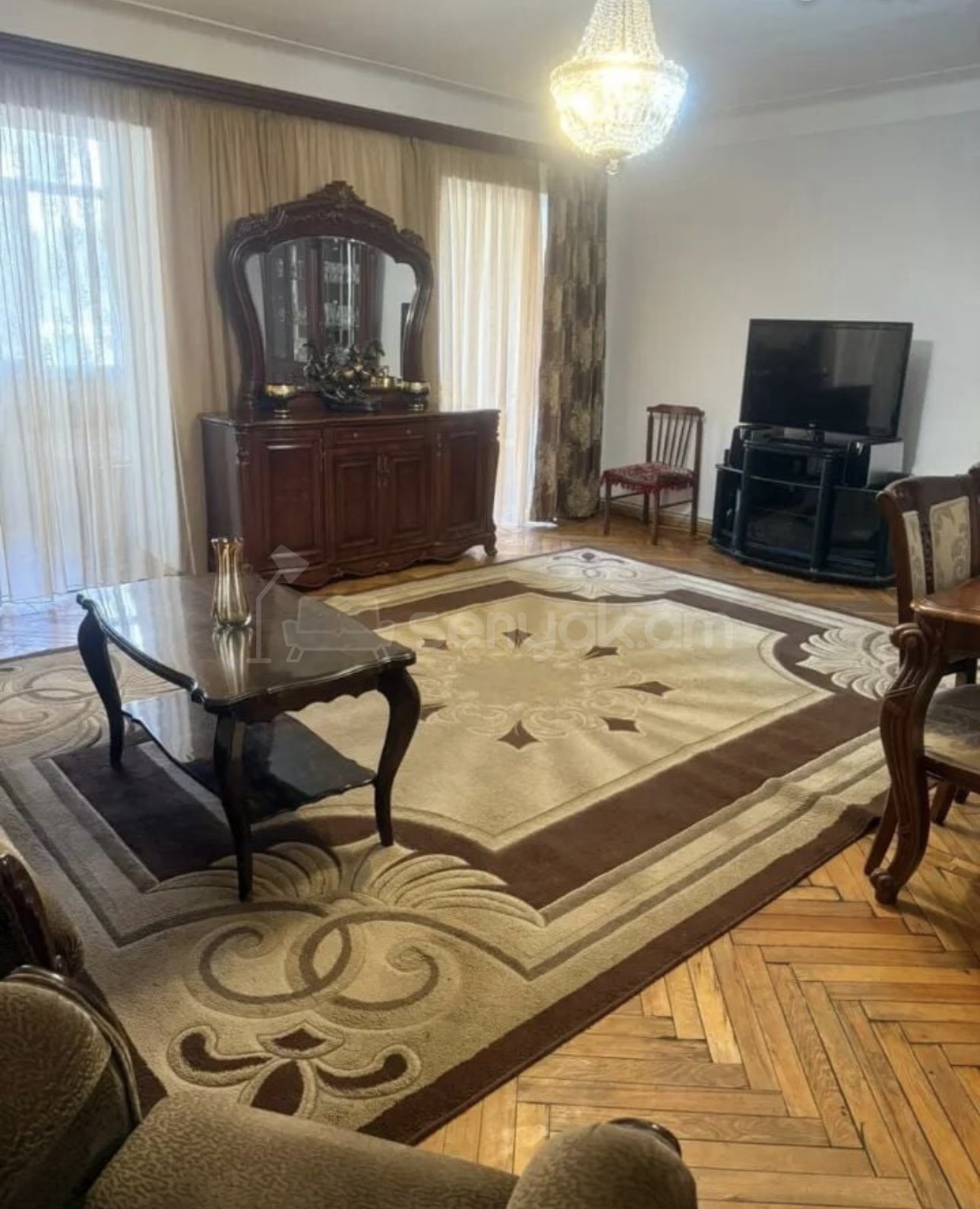 3 Սենյականոց Բնակարան Քարե Շենքում, 82քմ, 2/5 հարկ, Դիզայներական Վերանորոգված, Կահավորված, Արևկող