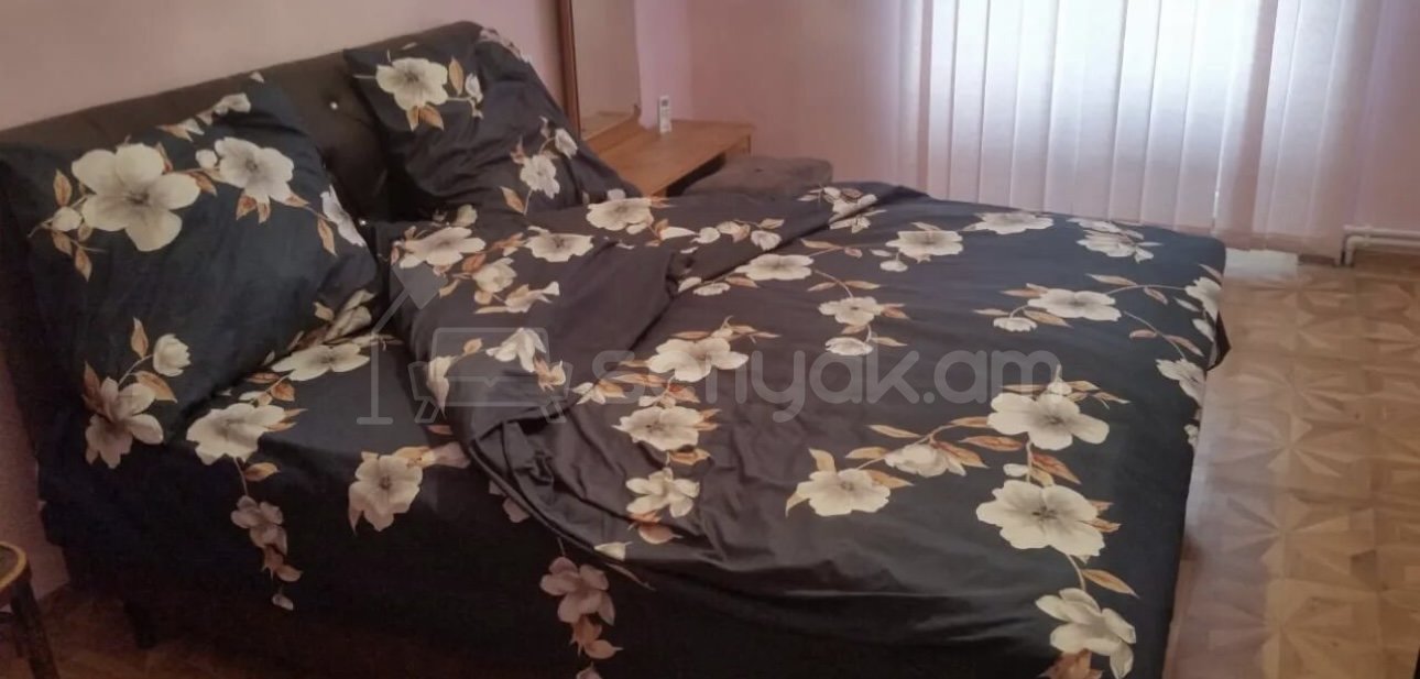 3 Սենյականոց Բնակարան Քարե Շենքում, 97քմ, 4/5 հարկ, Դիզայներական Վերանորոգված, Կահավորված, Արևկող