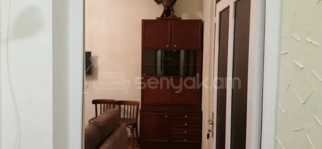 3 Սենյականոց Բնակարան Քարե Շենքում, 97քմ, 4/5 հարկ, Դիզայներական Վերանորոգված, Կահավորված, Արևկող