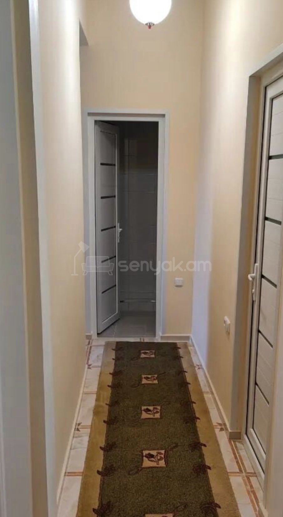 3 Սենյականոց Բնակարան Քարե Շենքում, 82քմ, 5/5 հարկ, Դիզայներական Վերանորոգված, Կահավորված, Արևկող