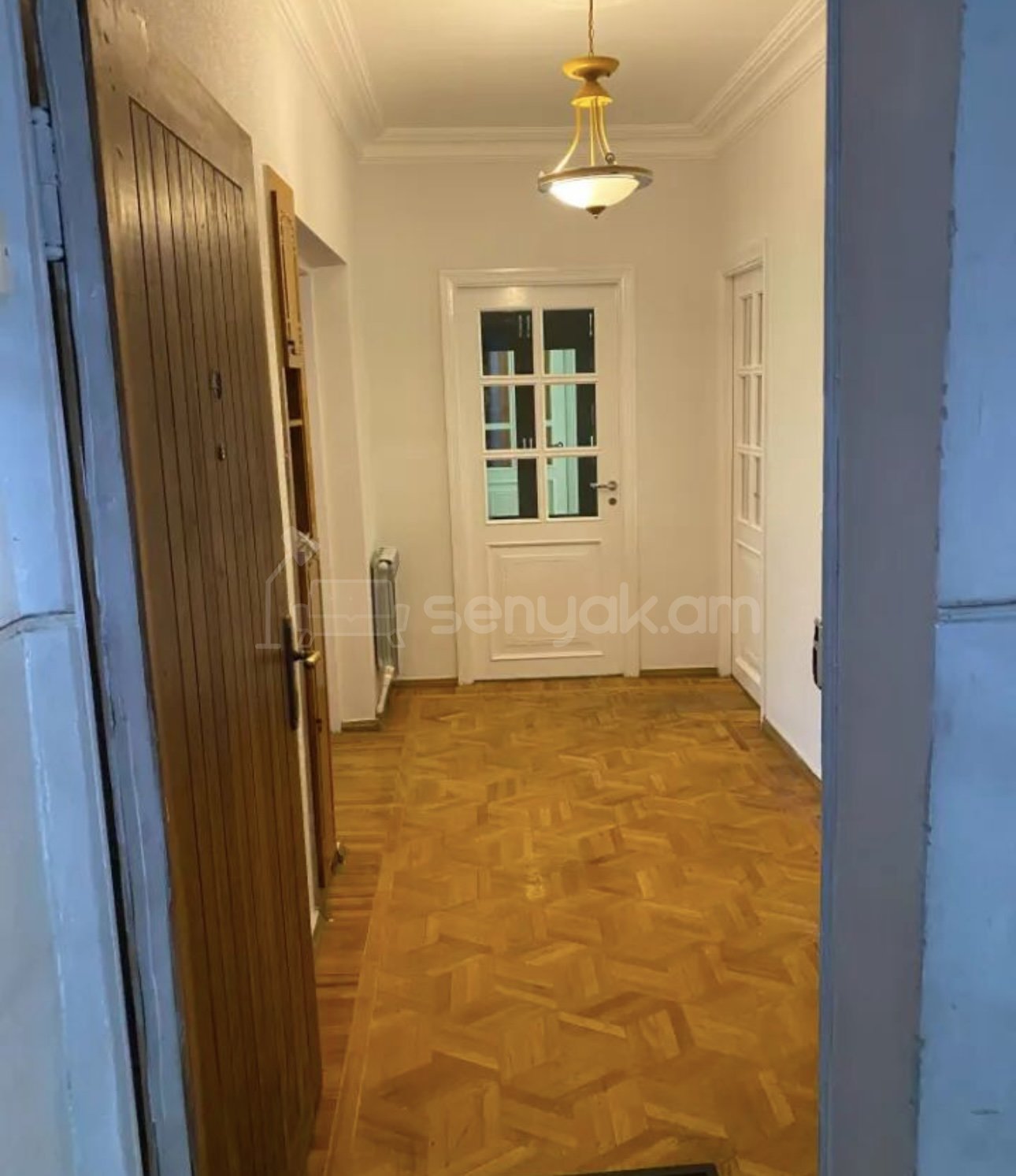 3 Սենյականոց Բնակարան Քարե Շենքում, 80քմ, 4/5 հարկ, Նորմալ Վիճակում, Կահավորված, Արևկող