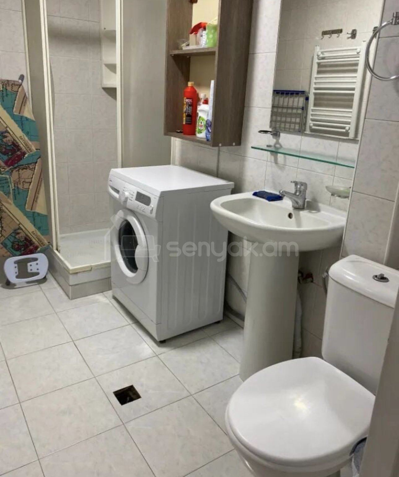 3 Սենյականոց Բնակարան Քարե Շենքում, 80քմ, 4/5 հարկ, Նորմալ Վիճակում, Կահավորված, Արևկող