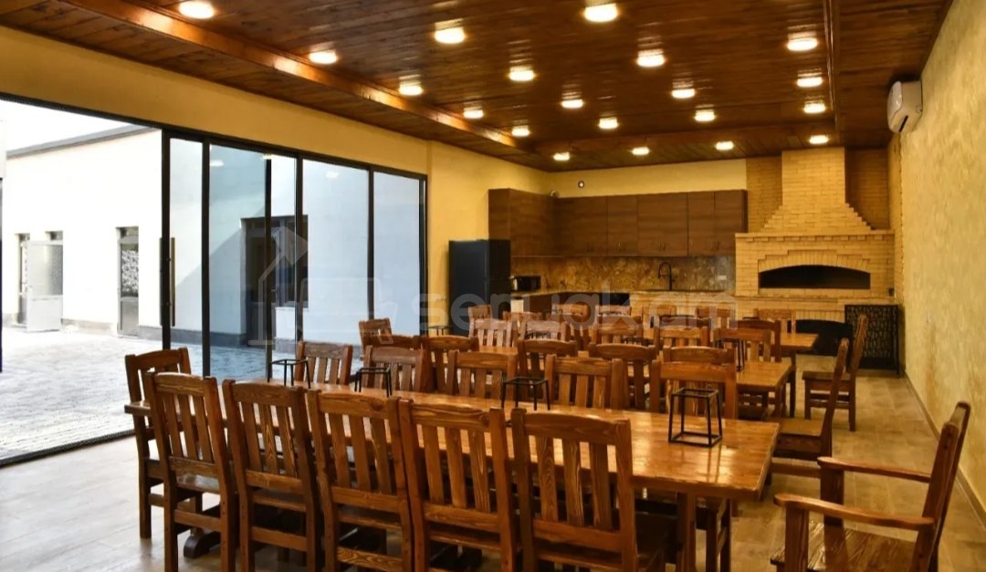 1 Սենյականոց Ամառանոց, 150քմ, Լողավազանով