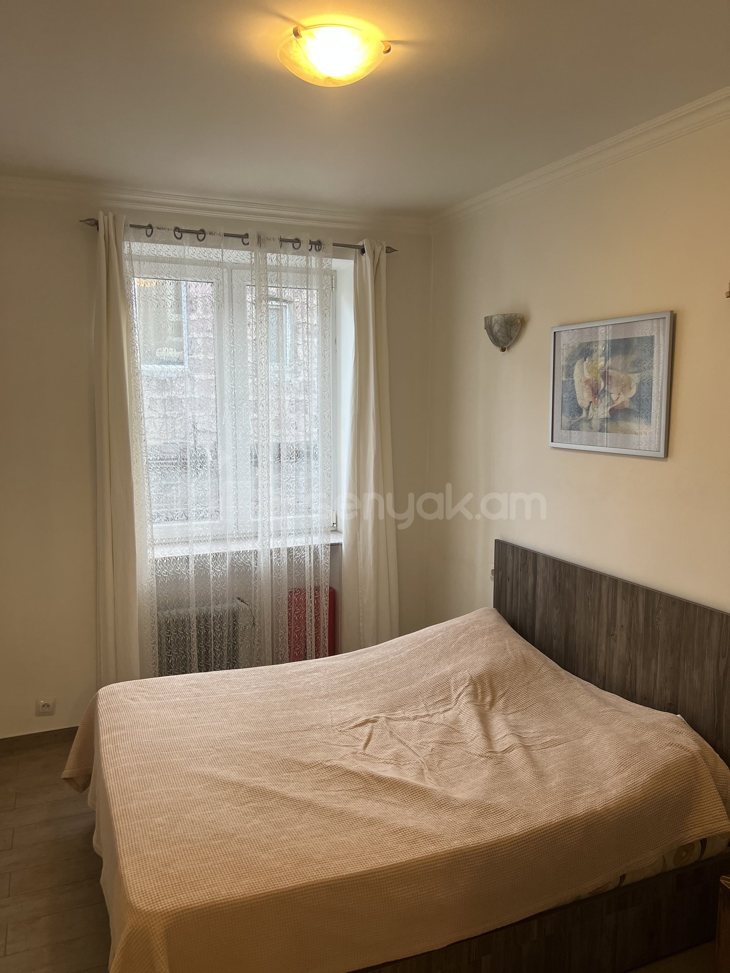 2 Սենյականոց Բնակարան Քարե Շենքում, 48քմ, 4/5 հարկ, Կապիտալ Վերանորոգված