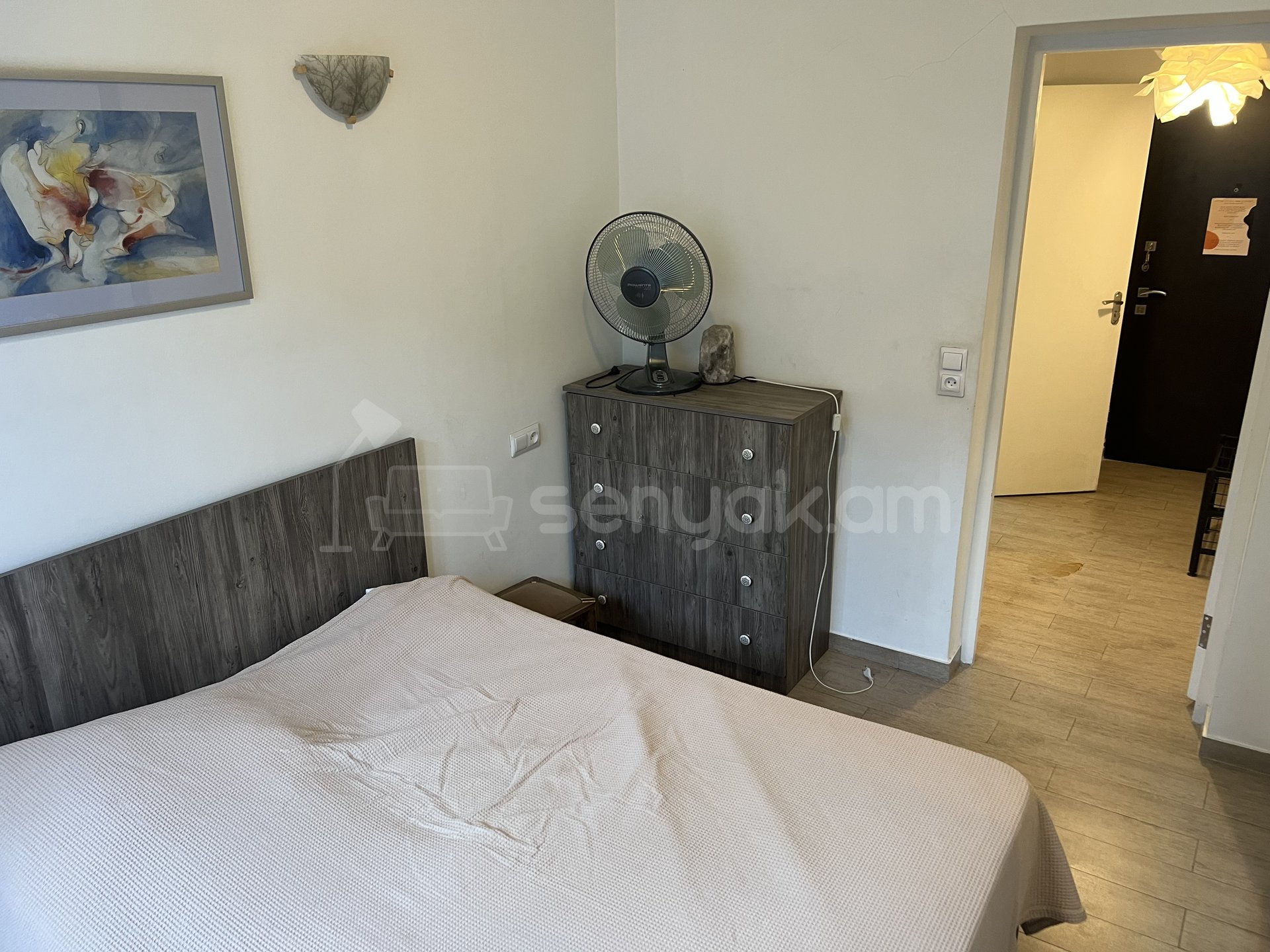 2 Սենյականոց Բնակարան Քարե Շենքում, 48քմ, 4/5 հարկ, Կապիտալ Վերանորոգված