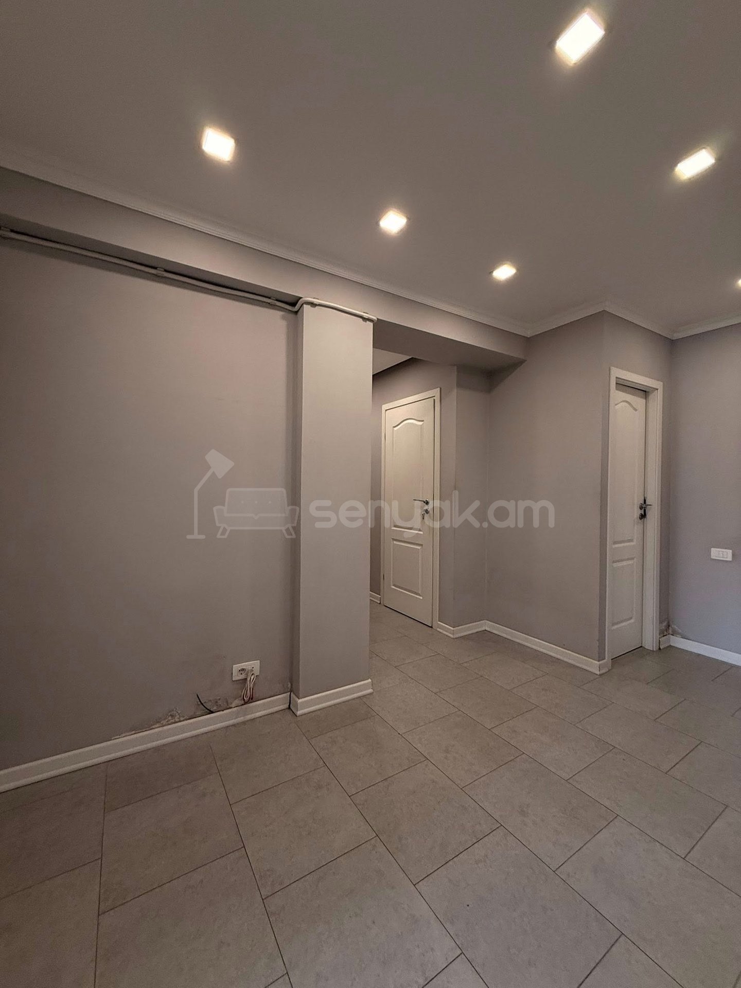 2 Սենյականոց Բնակարան, 70քմ, 10/16 հարկ, Կապիտալ Վերանորոգված, Կահավորված, Արևկող