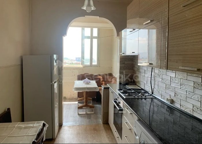 3 Սենյականոց Բնակարան, 80քմ, 7/9 հարկ, Կոսմետիկ Վերանորոգված, Կահավորված, Արևկող