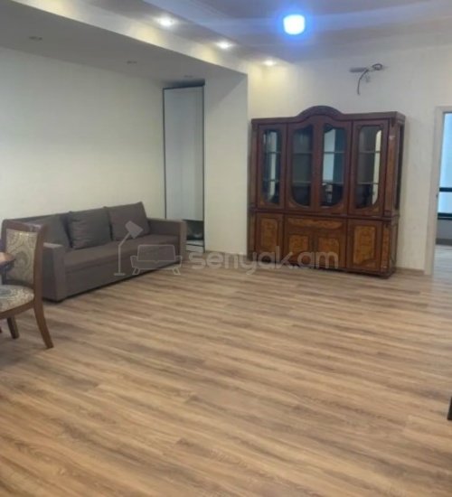 3 Սենյականոց Բնակարան, 80քմ, 4/11 հարկ, Կապիտալ Վերանորոգված, Կահավորված, Արևկող