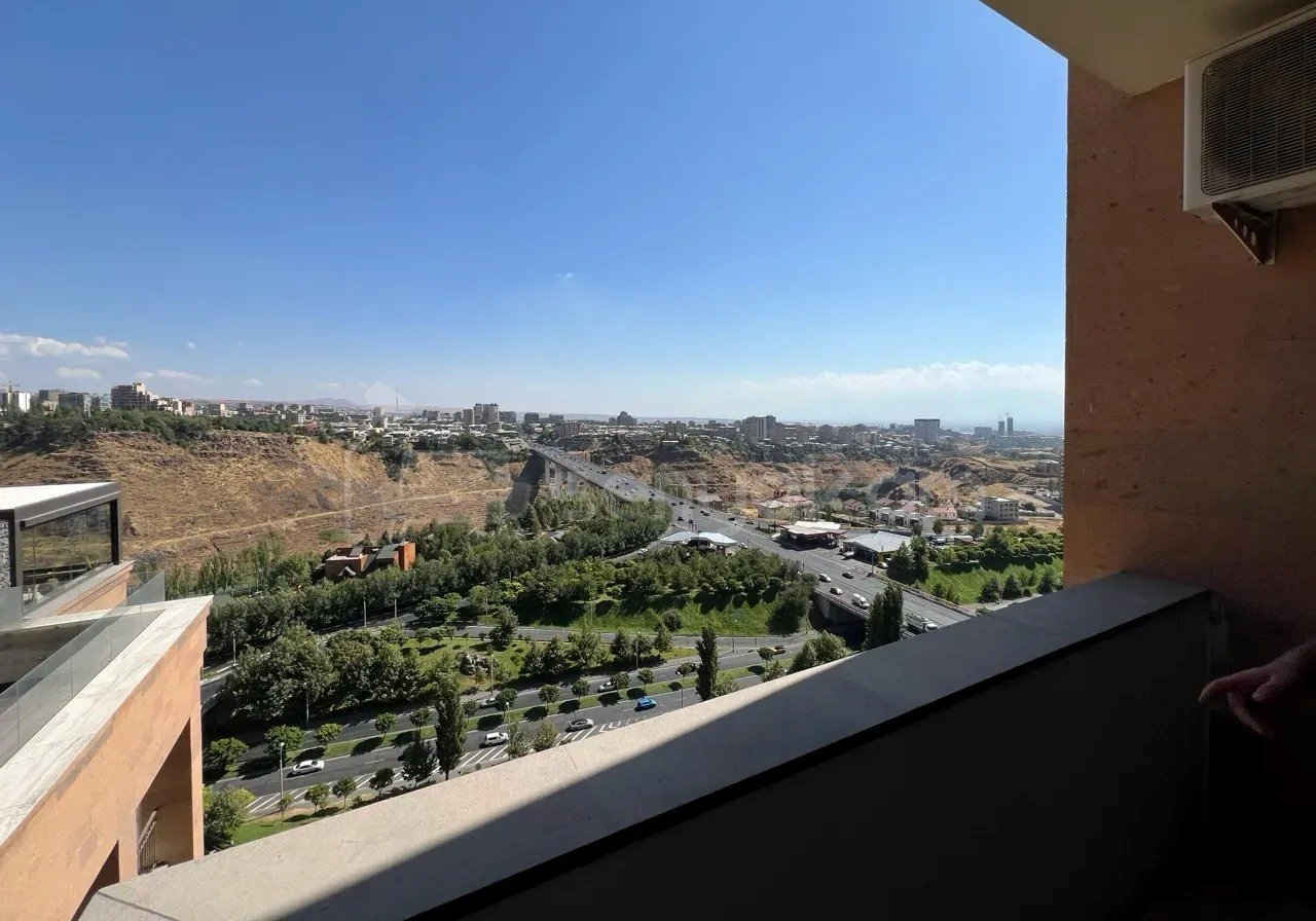 3 Սենյականոց Բնակարան Նորակառույցում, 91քմ, 16/19 հարկ, Կապիտալ Վերանորոգված