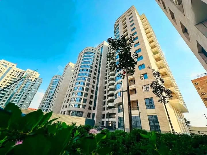 3 Սենյականոց Բնակարան Նորակառույցում, 80քմ, 15/20 հարկ, Դիզայներական Վերանորոգված