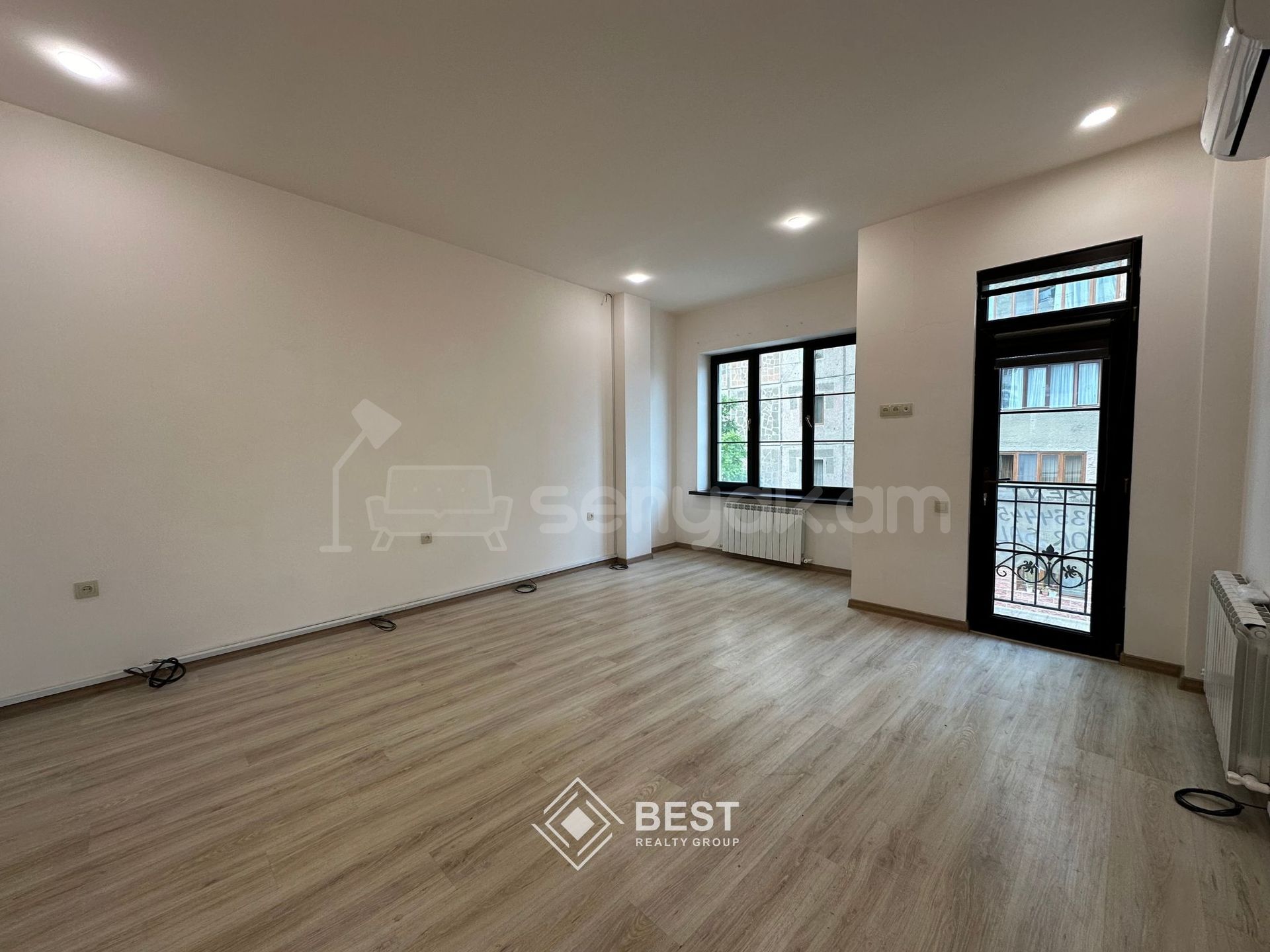 7 Սենյականոց Շքեղ Առանձնատուն, 191քմ, Ավտոտնակով