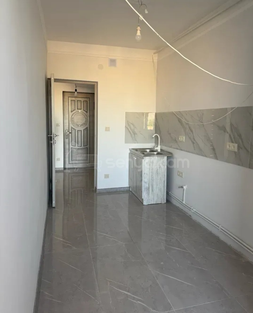 2 Սենյականոց Բնակարան, 61քմ, 2/5 հարկ, Կապիտալ Վերանորոգված