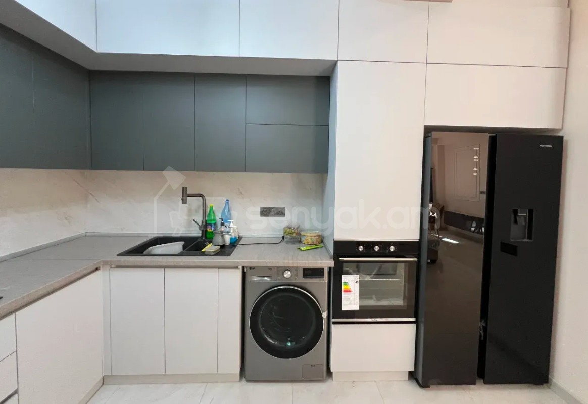 2 Սենյականոց Բնակարան Նորակառույցում, 65քմ, 6/18 հարկ, Դիզայներական Վերանորոգված, Կահավորված, Արևկող