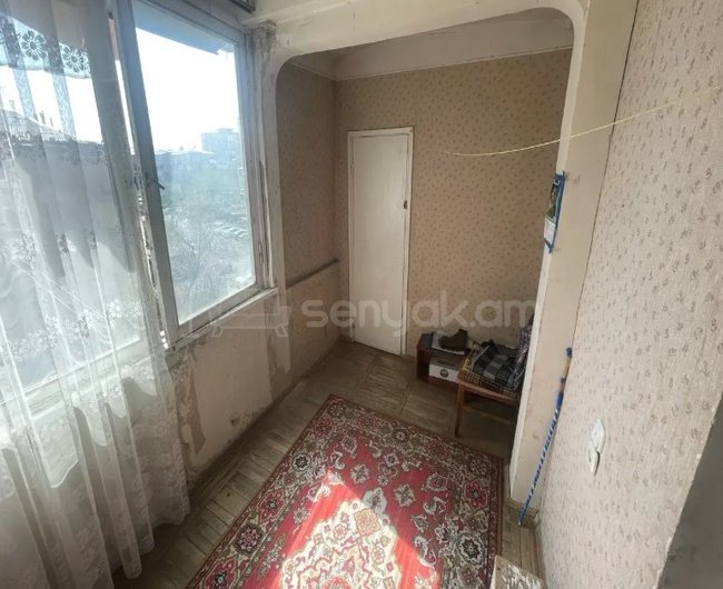 2 Սենյականոց Բնակարան Քարե Շենքում, 48քմ, 4/5 հարկ, Պետական Վիճակում