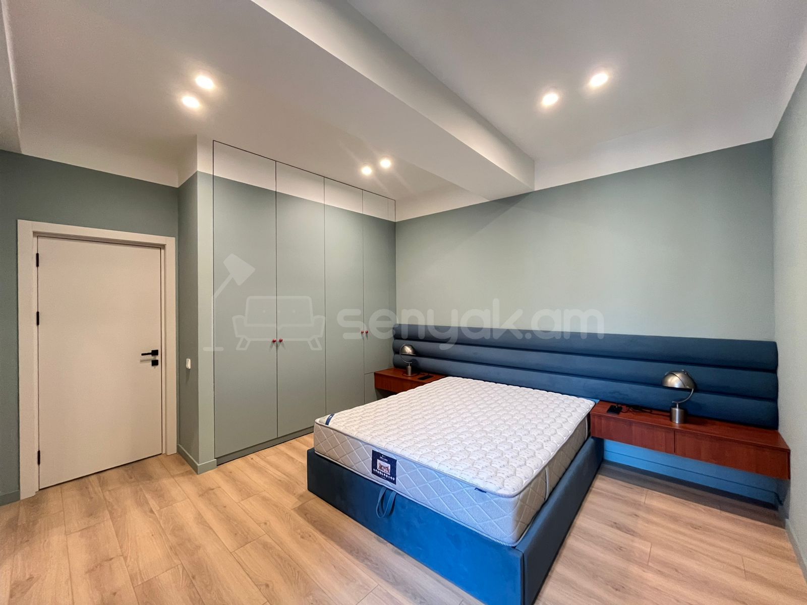 2 Սենյականոց Բնակարան Նորակառույցում, 60քմ, 4/5 հարկ, Դիզայներական Վերանորոգված, Կահավորված, Արևկող