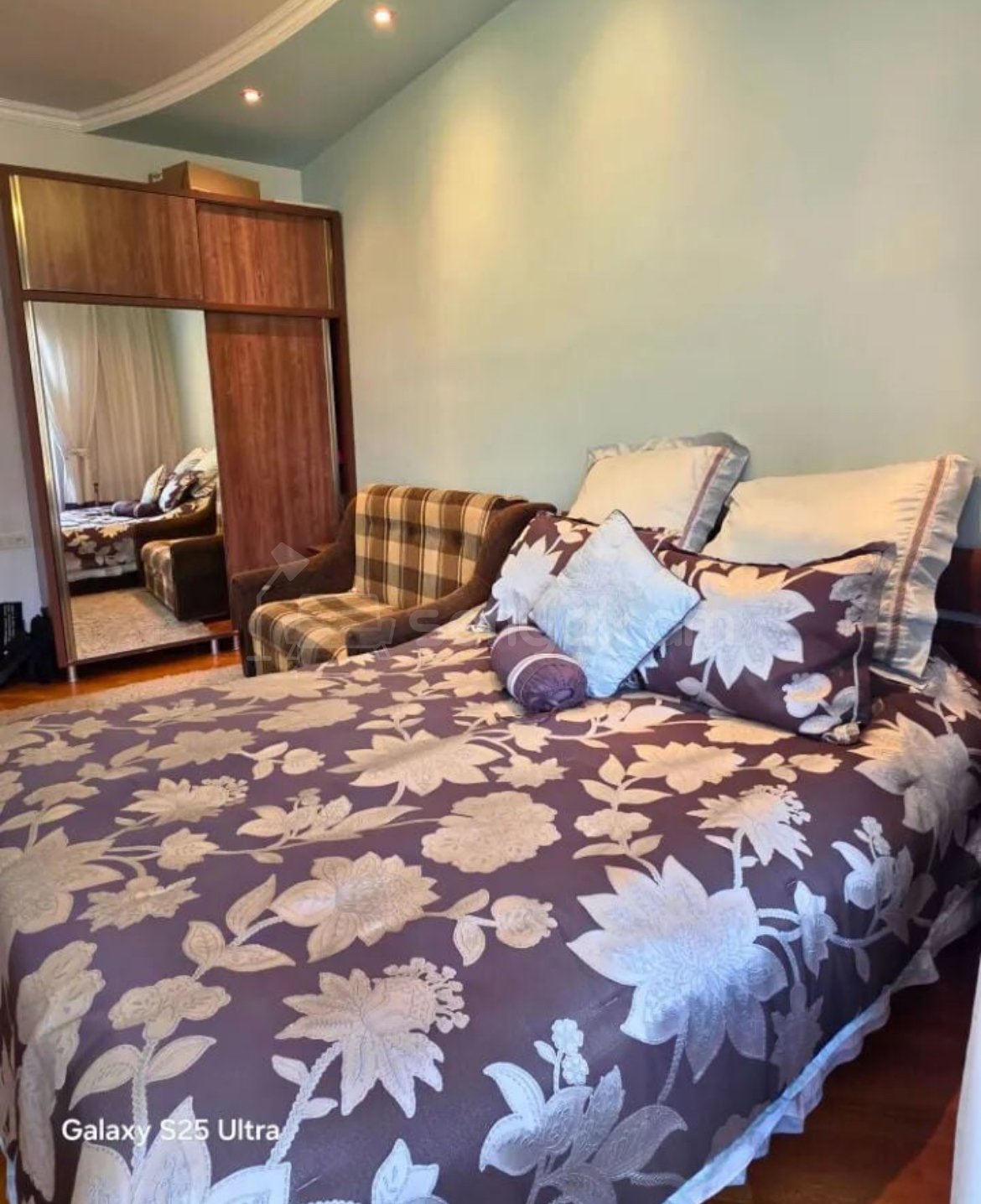 4 Սենյականոց Բնակարան Քարե Շենքում, 105քմ, 3/4 հարկ, Կապիտալ Վերանորոգված